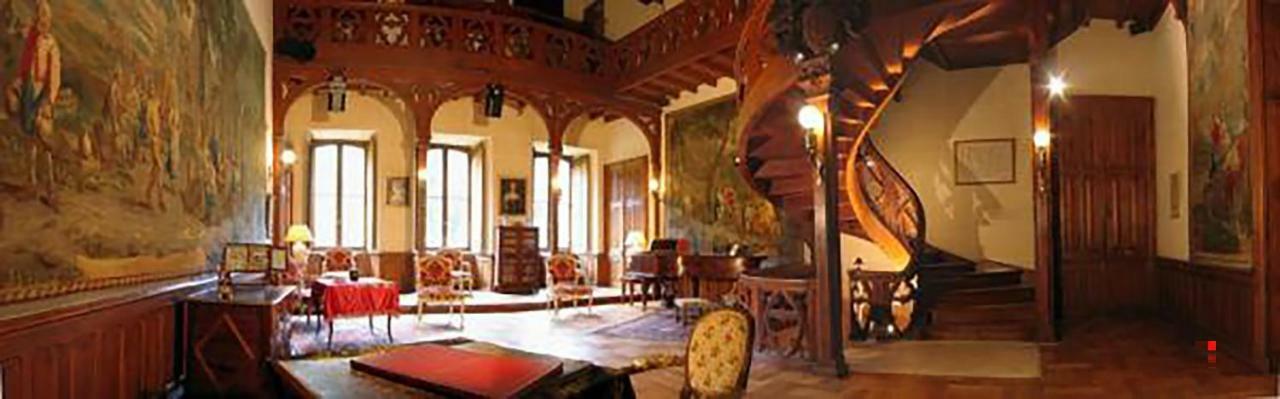 Chateau De Sedaiges Marmanhac Buitenkant foto